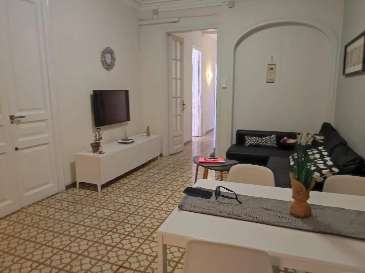 Excelente Apartamento En El Centro De Barcelona Appartamento 0*,